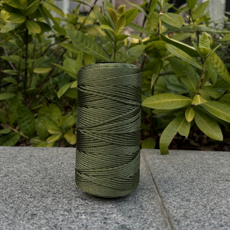 Summer Crochet Yarn DIY Craft Thread Ice Silk Art Yarn Cord 1.5mm200m Polypropylene Yarn for Hat Doll Sewing Bags Crocheting: Brown