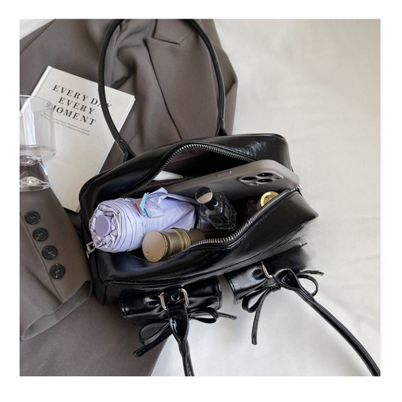 Lille, eksklusiv skuldertaske i balletstil, udsøgt crossbody-taske i forår og sommer