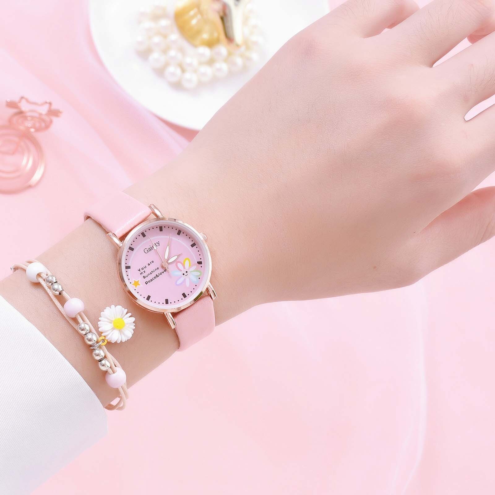 2 Stuks Dames Horloge Armband Set Cartoon Daisy Dames Armband Horloge Casual Lederen Quartz Horloge Klok Relogio Feminino