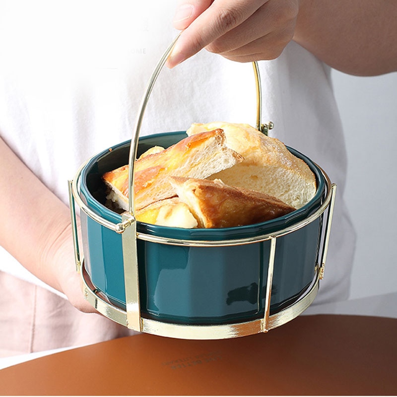 Simple Art Luxury Ceramic Handle Fruit Snack Plate Home Dark Green Phnom Penh Grid Plate Snack Dried Fruit Plate with Iron Shelf