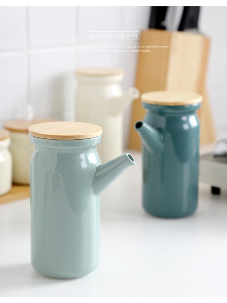 Ceramic Spice Rack Salt Shaker And Pepper Shaker Oil Bottle Set Kitchen Household Supplies For Spices Storage Jar With Cover