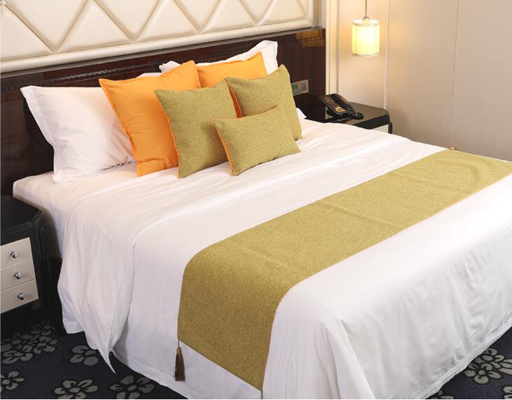 1pc 6 farver polyester/bomuld sengeløber sengetæpper luksuriøs seng flag dekorativ sengetæppe hjemme hotel brug begge ansigter til rådighed: 1 nuan huang se / Dronning 45 x 210cm