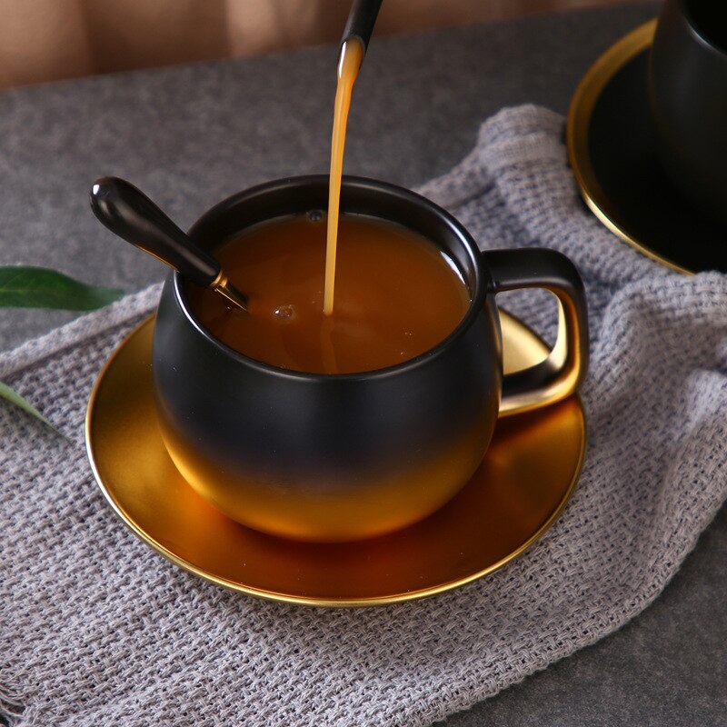 Klassieke Luxe Zwarte Goud Gemarmerd Ontbijt Melk Havermout Koffiekopje Melk Cup Vlinder Cover Met Lepel Keuken Thuiskantoor Cup