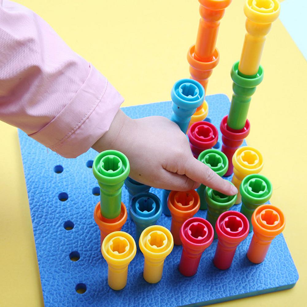 Småbarnsindlæringslegetøj små neglebrætlegetøj egnet til småbørn drenge og piger legetøj farveklassificering småbørnsspil