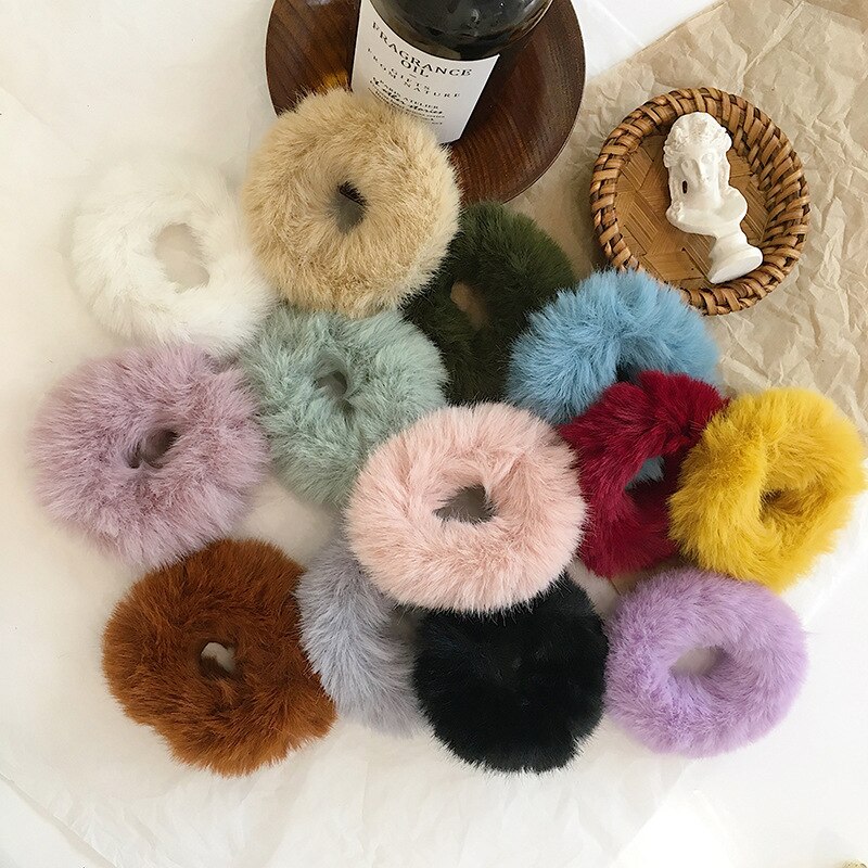 fluffy fuskepels lodne scrunchie elastisk fast hår ringe tau bånd glipper rundt jenter gul rød grønn hestehale plysj hår