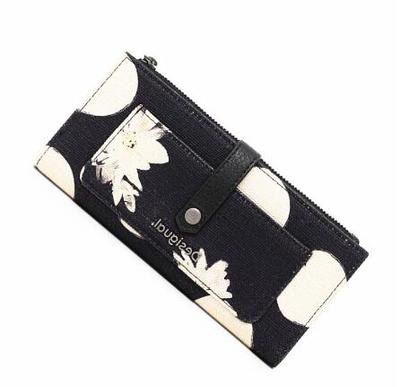 Spanish women&#39;s bag European and American embroidered Backpack: Orange