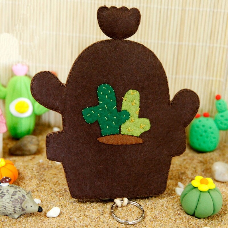 Cartoon Keychain Sewing Kit Non-Woven Diy Homemade Felt Keychain Kit Felting Keychain Cute Cartoon Hanging Keychain Make Tool