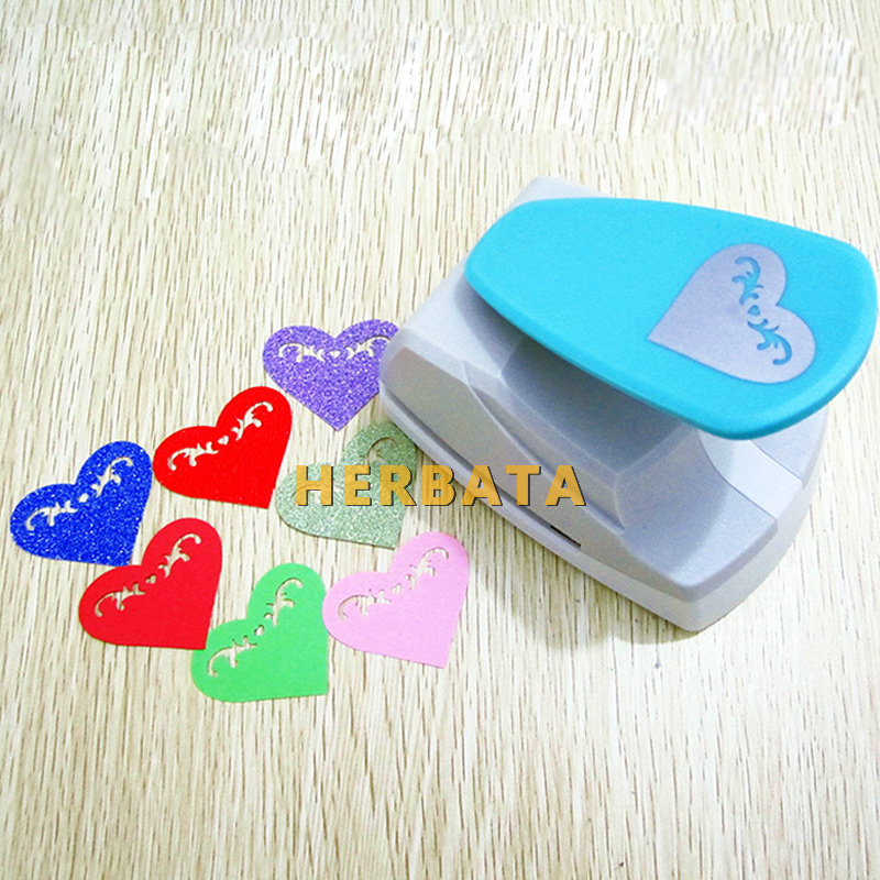 4.7cm Butterfly 3D Shape Board Punch Paper Cutter For Greeting Card Scrapbooking Machine Handmade Hole Puncher