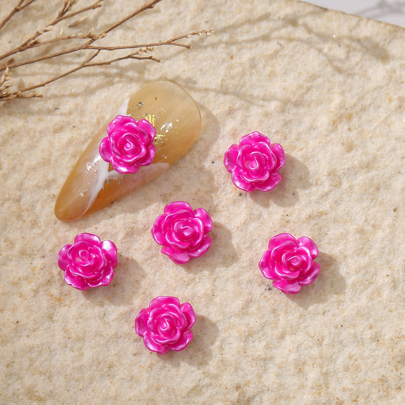 50 Uds. De dijes de flores rosas blancas de 6/8/10MM para decoración artística de uñas de boda, cuentas de perlas de flor de Aurora de resina 3D y pétalos esmaltados: Amarillo claro