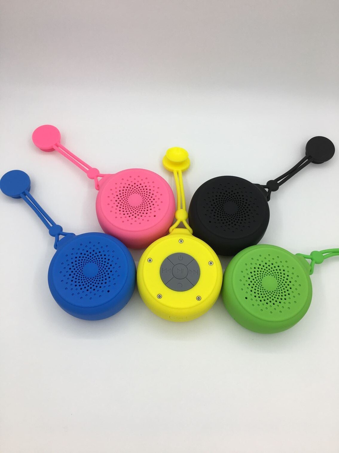 portable IPX6 Waterproof Speaker with Bass Outdoor Wireless Bluetooth 4.0 Stereo Speaker with Mic Shock Resistance