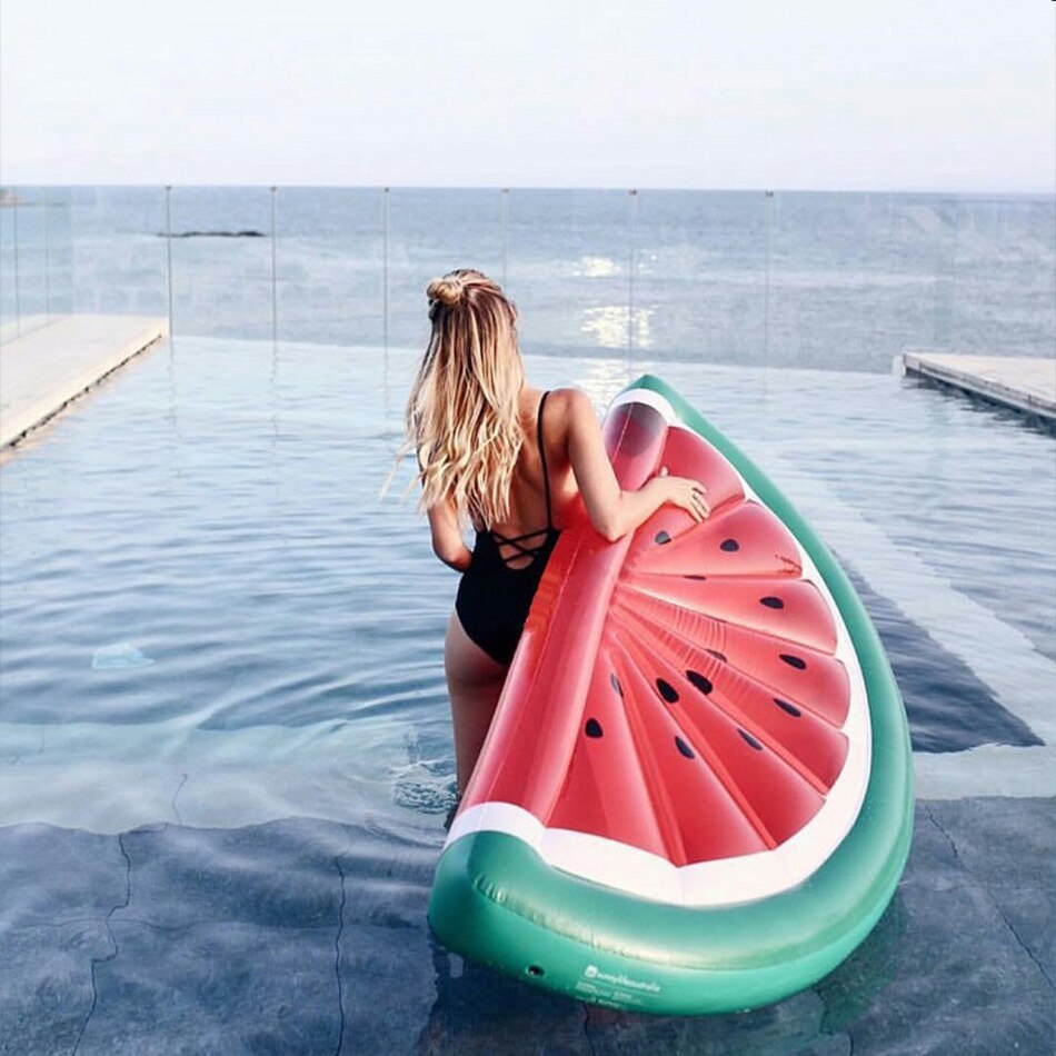 70 tum gigantisk uppblåsbar halv vattenmelon pool flyta pool ligga på flyta vattenmelon luftmadrass vatten roliga leksaker