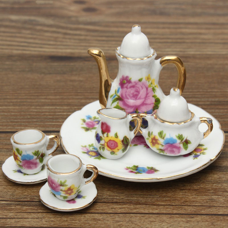 8 pcs Dollhouse Miniatuur Restaurants Goederen Porselein Thee Set Plaat Cup Plaat Bloem Print Poppenhuis Accessoires Speelgoed