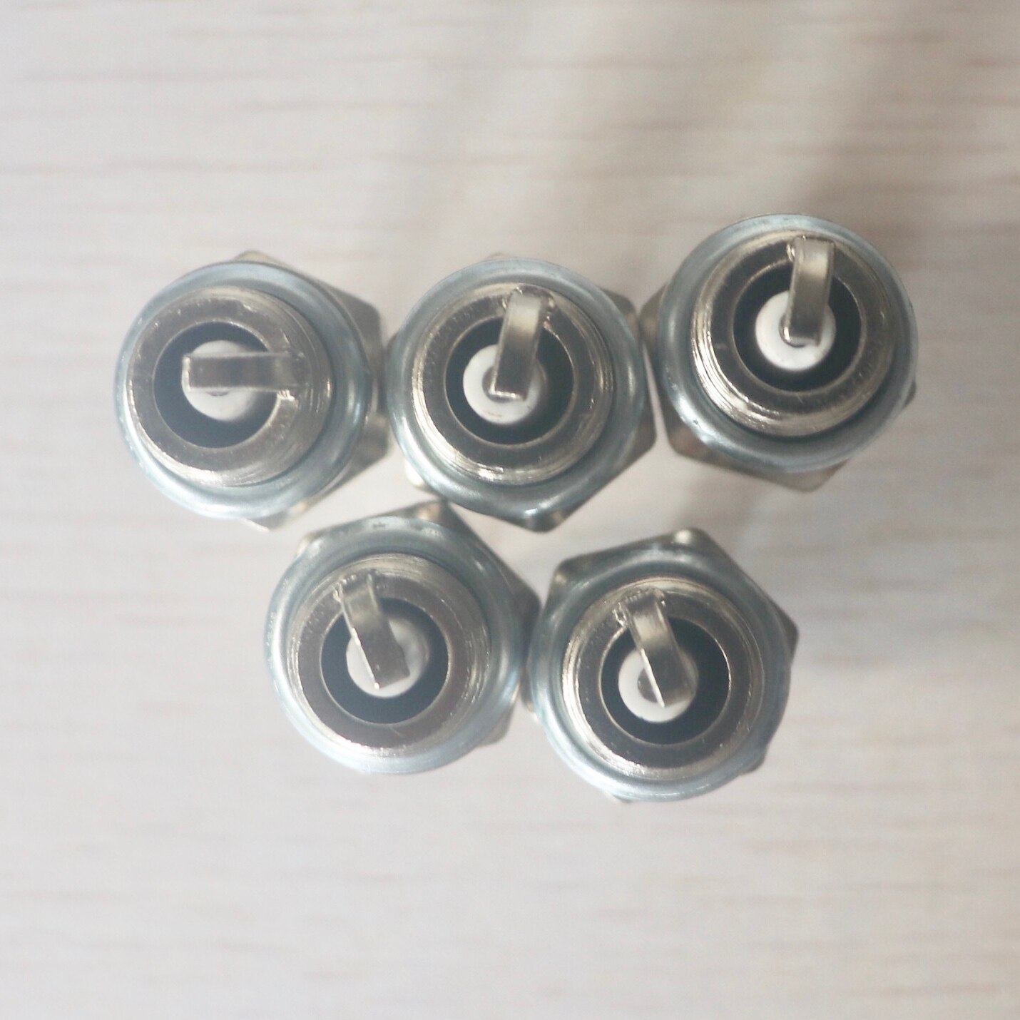 5pcs 2 Stroke Chainsaw Brush Cutter Spark Plug L7T