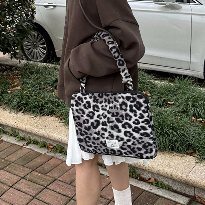 Laptoptas met luipaardprint, korea 13 14 15 15.6 inch organizer, draagbare esxy reistas, beschermhoes voor laptop, ipad en tablet.