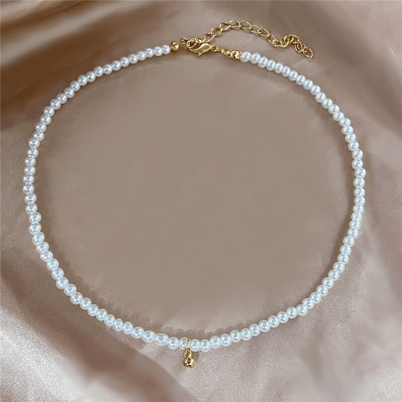 Vintage Round Pearl Necklace For Women Girls Retro Gold Bead Pendant Necklaces collier de perles Jewelry