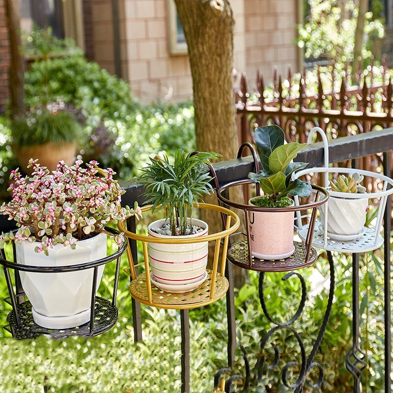 Estante de flores colgante para balcón, barandilla de estilo europeo, alféizar de ventana, soporte de maceta de hierro, accesorios de decoración del hogar