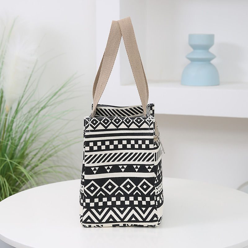 striped pattern lunch bag with foil insulation and handles for work and commuting