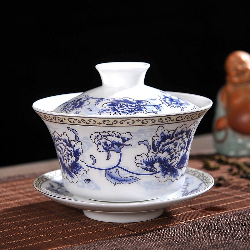 Ensemble de thé chinois Gaiwan bleu et blanc porcelaine Kung Fu ensemble de thé soupière en céramique bol à thé santé tasse à thé et soucoupe Master tasses