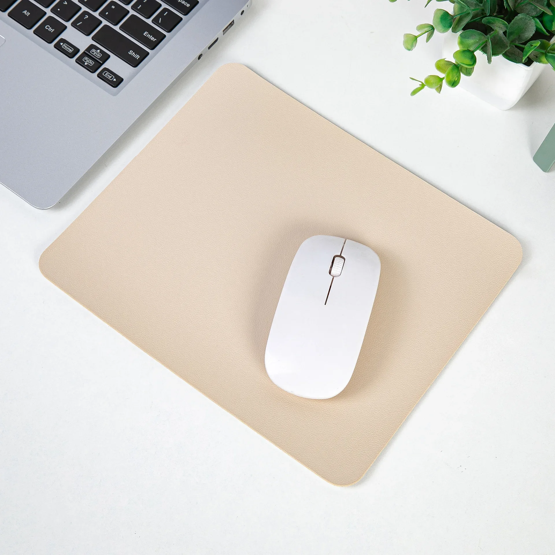 Simple Solid Color PU Leather Mouse Mat Anti-slip Waterproof 23*19cm Mouse Pad School Supplies Office Accessories Desk Set: BROWN