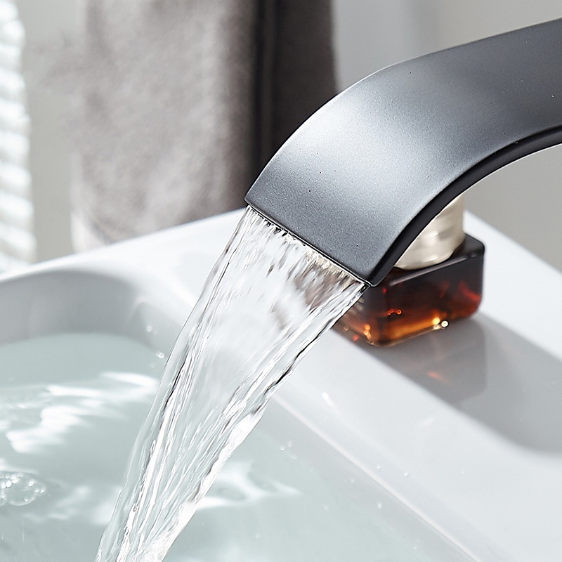Watervalkraan Badkamer Wasruimte Wastafelkraan Warm en koud water voor het wassen van gezicht en handen Aanrecht wastafelkraan