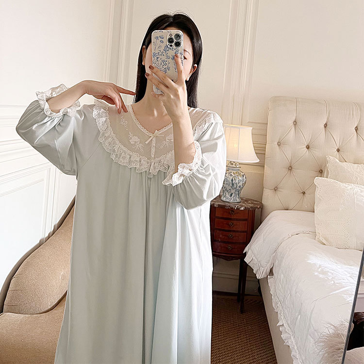 Lente Vintage Vrouwen Nachtkleding Prinses Jurk Victoriaanse Stijl Geborduurde Nachtjapon. Dames Losse Antieke Nachthemd Nachtkleding