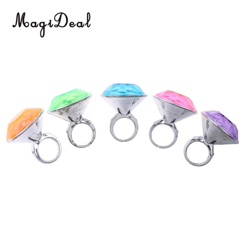 5 Pieces Kids Plastic Diamond Rings Jewelry Prizes for Classroom Teacher, Pinata Filler Toy Random Color