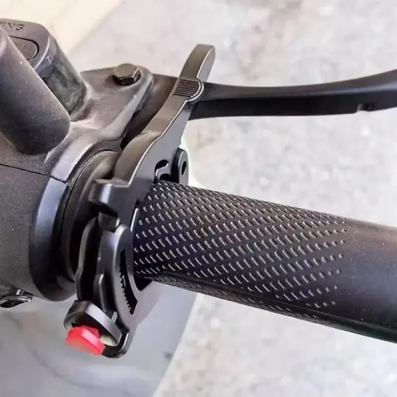 Motorcycle Cruise Control Throttle Lock Universele Lichtgewicht Handgreep Lock Klem Motorcycle Accelerator Assist Grips