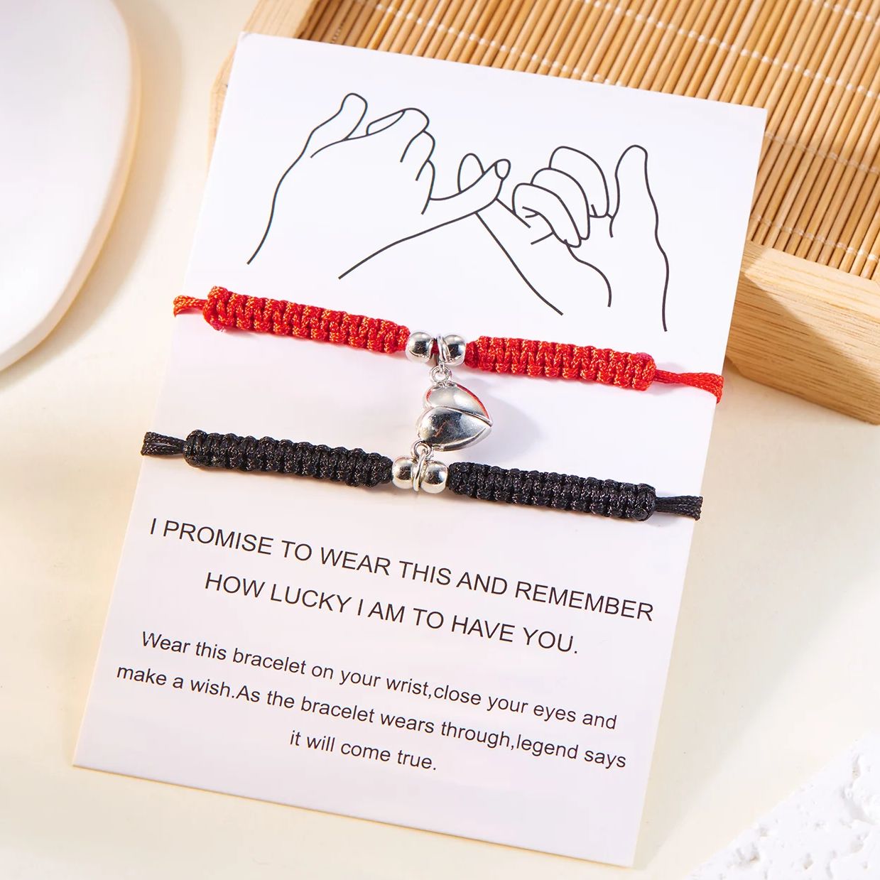 2 uds pulsera trenzada de cuerda roja Simple de la suerte para mujeres y hombres corazón romántico pareja magnética pulseras a juego joyería de amistad
