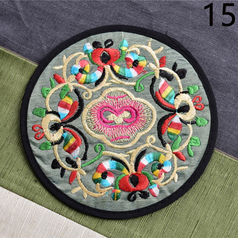 Vintage Etnische Bloemen Theekopje Mat Ronde Moderne Chinese Stof Geborduurde Onderzetters Thuis Duurzaam Isolatie Pads Cup Mat: 15
