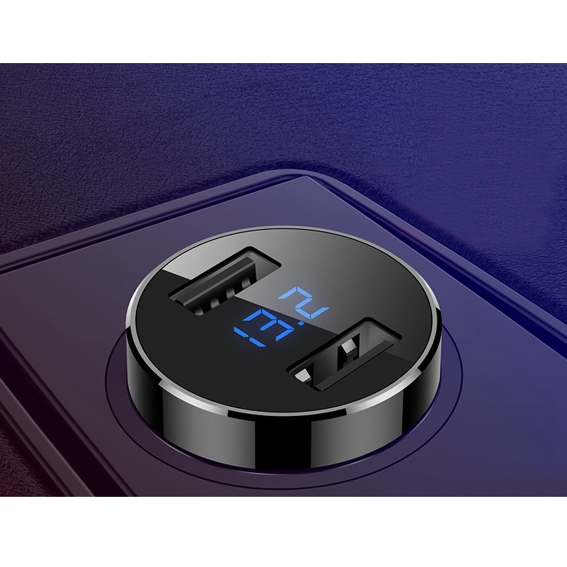 Digital display car charger Multi-function car charger display car charger 2.4A 2USB car charger smart car charger