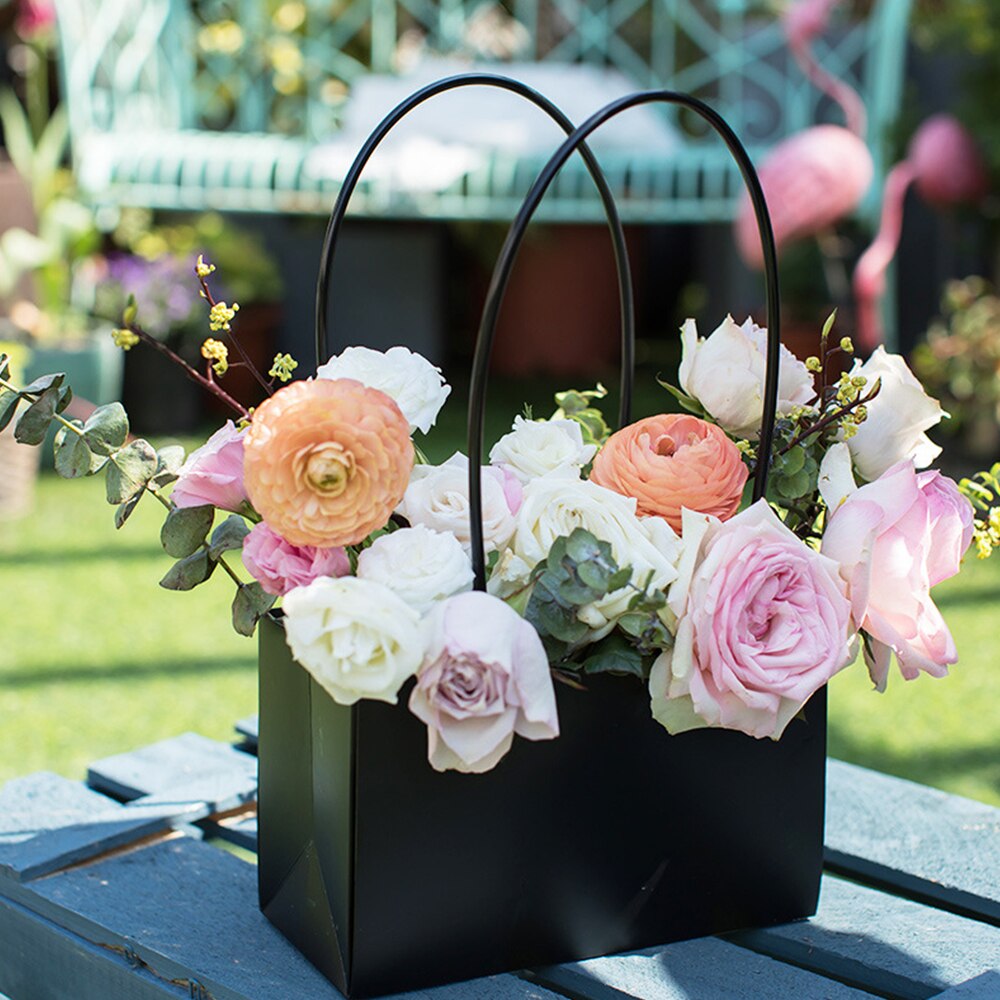 Bærbar blomsteræske vandtæt papir praktisk indpakningspose kraft håndtaske bryllup rose festkasse emballage festartikler