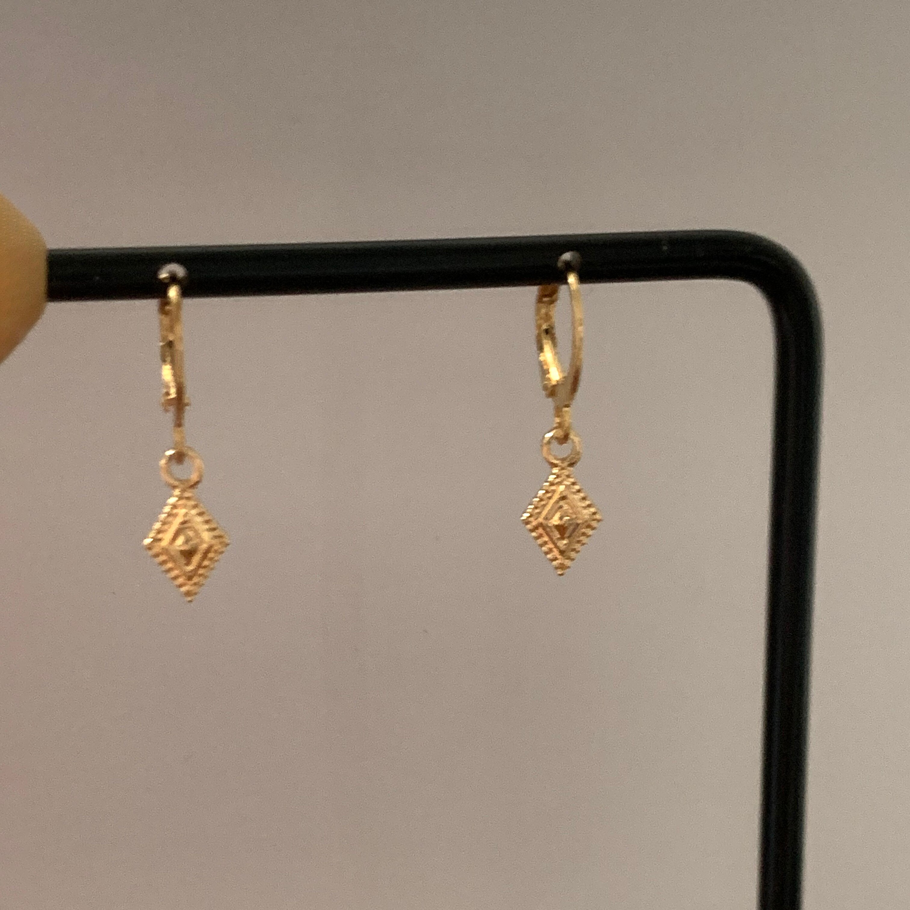 WTLTC-pendientes de aro con abalorios de rombo para mujer, aretes pequeños, geométricos, minimalistas