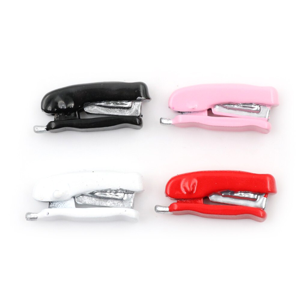 1pcs Mini Stapler Dollhouse Miniature 1:12 Toy A Metal Pink Stapler Length 1.9cm Doll Accessories Random Color