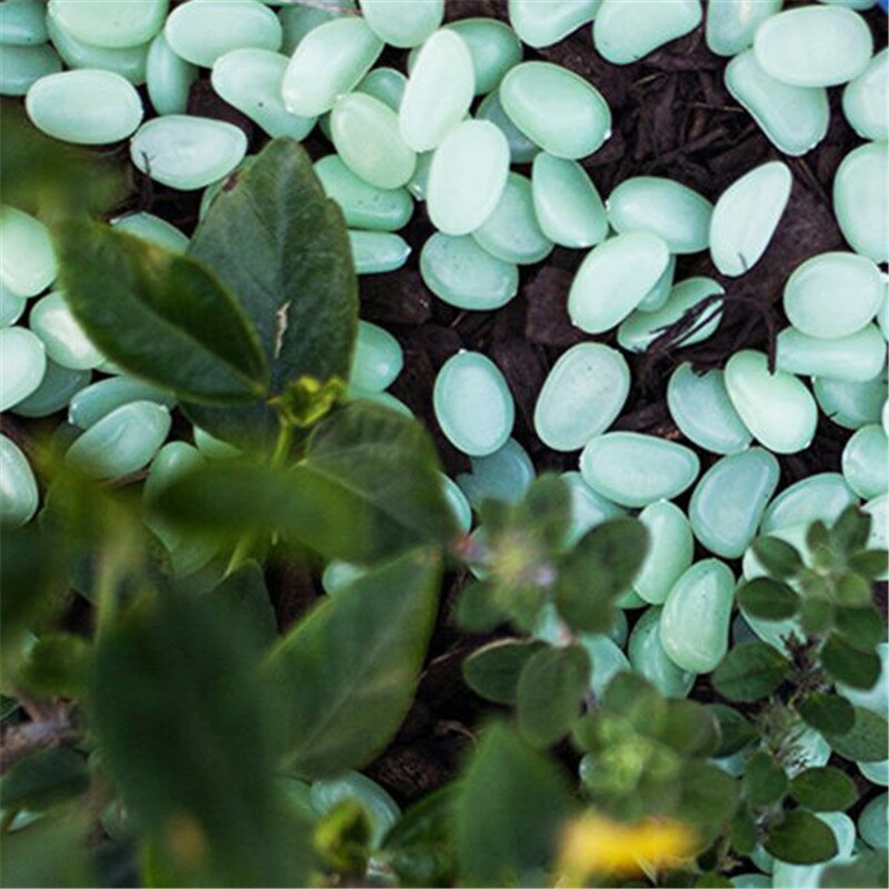 100Pcs Glow in the Dark Garden Pebbles Glow Stones Rocks for Walkways Garden Path Patio Lawn Garden Yard Decor Luminous stones