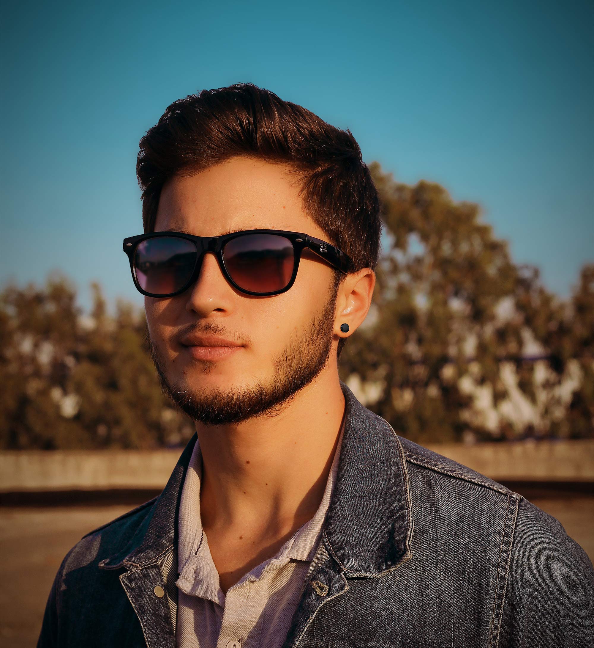 10 Pairs Screw Stud Earrings Flat Back Black Earrings for Men Mix Color Helix Cartilage Barbell Earrings Plugs Tunnel Punk