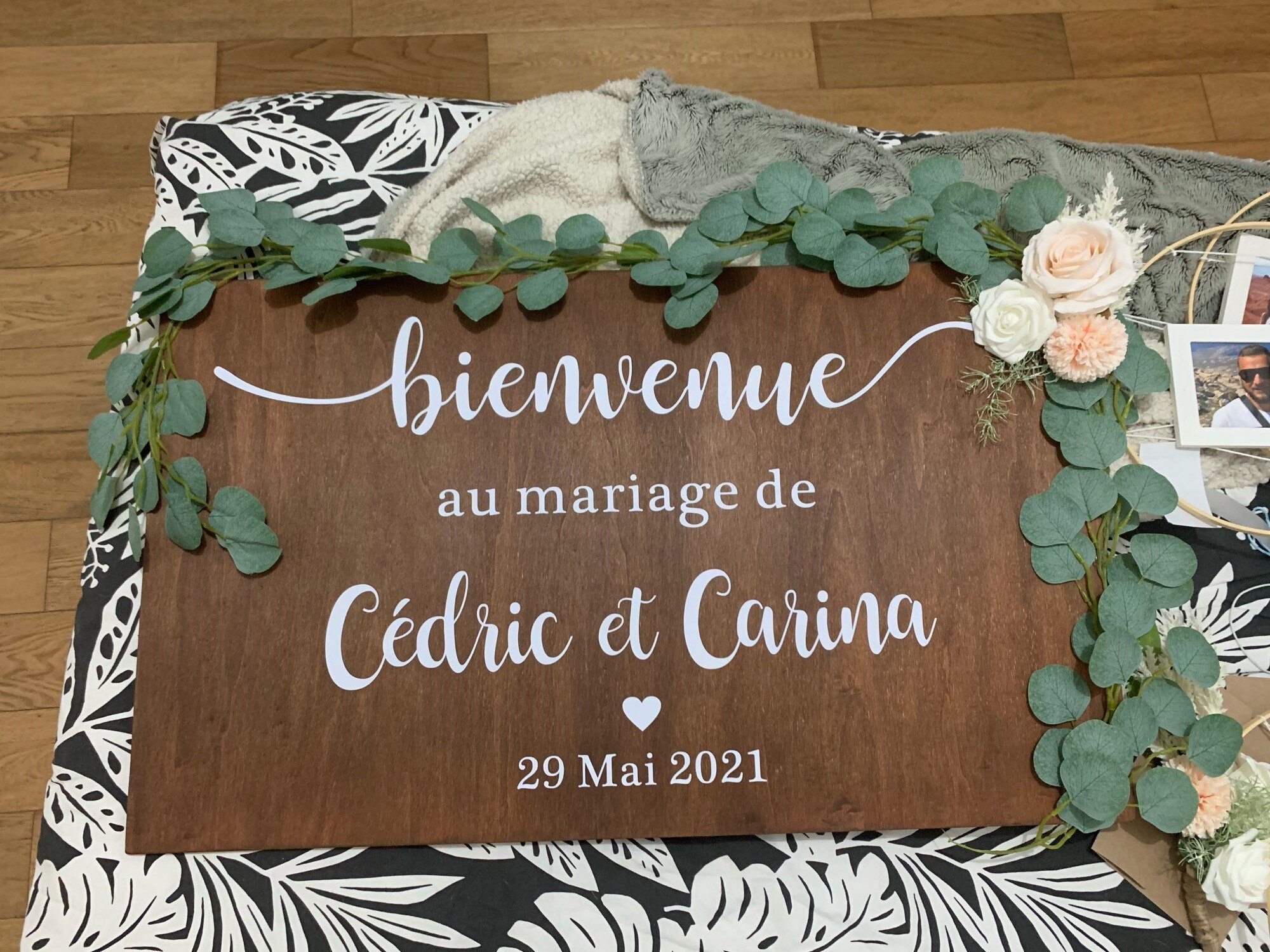 French Style Wedding Mirror Vinyl Decal Custom Names Wall Sticker Wedding Welcome Sign Vinyl Murals Romantic Mariage Décor AZ843