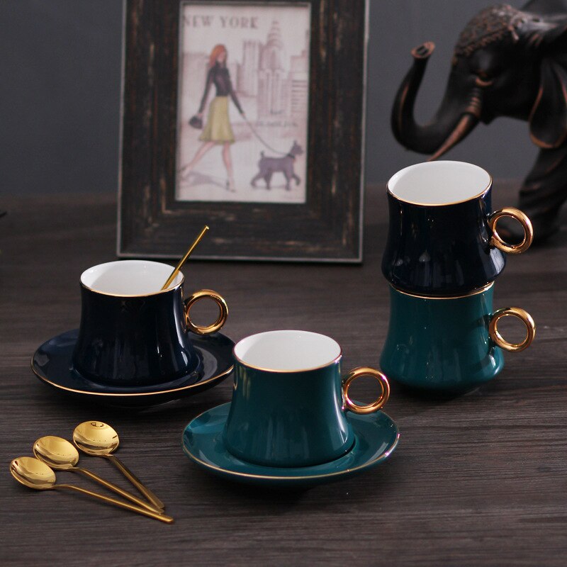 Juego de Taza de Café de Cerámica real verde y platillo, taza creativa de lujo moderna y sólida, tazas de té turcas para la tarde, , Vasos