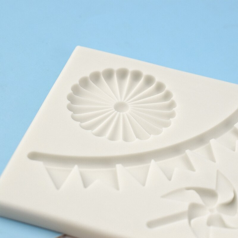 3D Cartoon Bakeware Tools Sugarcraft Mould Cake Mold Windmill Origami Flag Shape Food-grade Silicone Mold