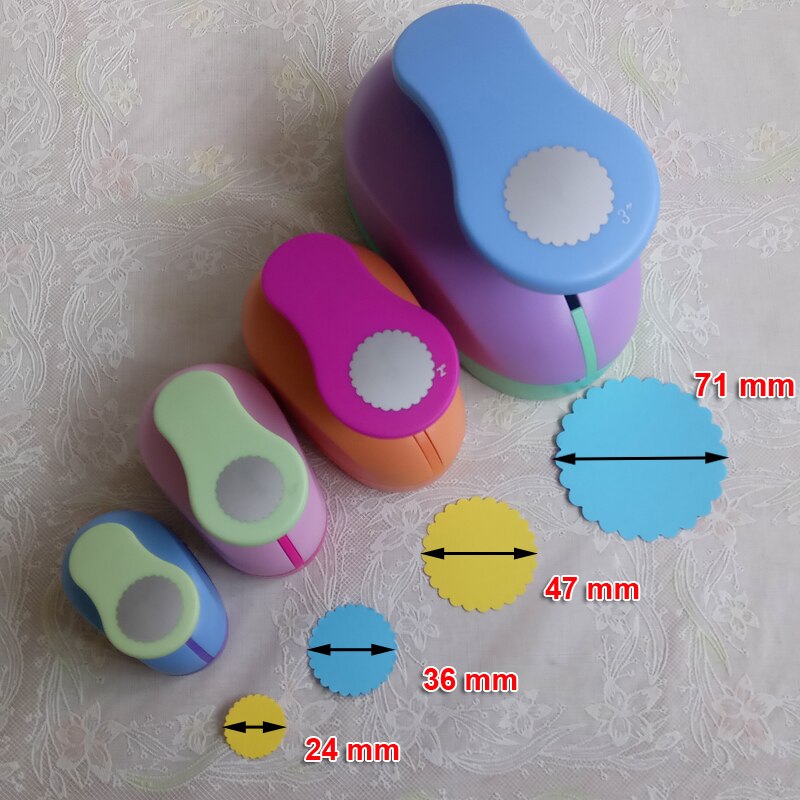 7Cm 5Cm 3.8Cm 2.5Cm Wave Cirkel Vorm Craft Punch Set Kinderen Handmatige Diy Perforators Cortador de Scrapbook Cirkel Punch: 4pcs as shown