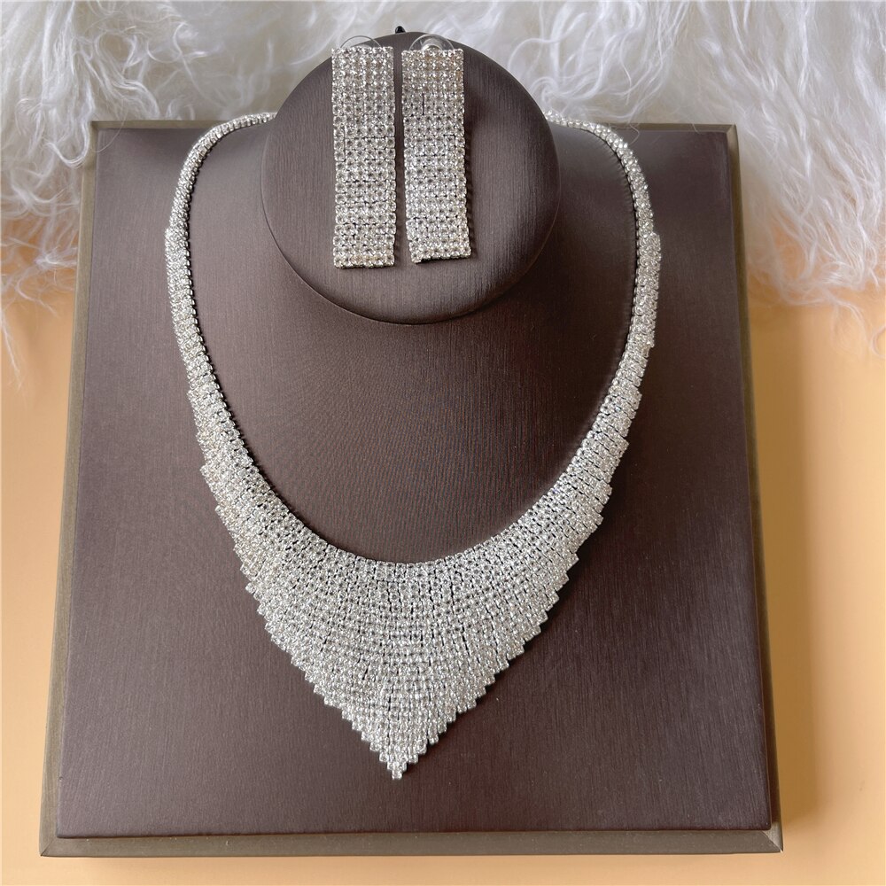 Choker Kettingen Voor Vrouwen Mode Bling Kristallen Oorbellen Koreaanse Lange Kristallen Sieraden Sets Voor Dames Party