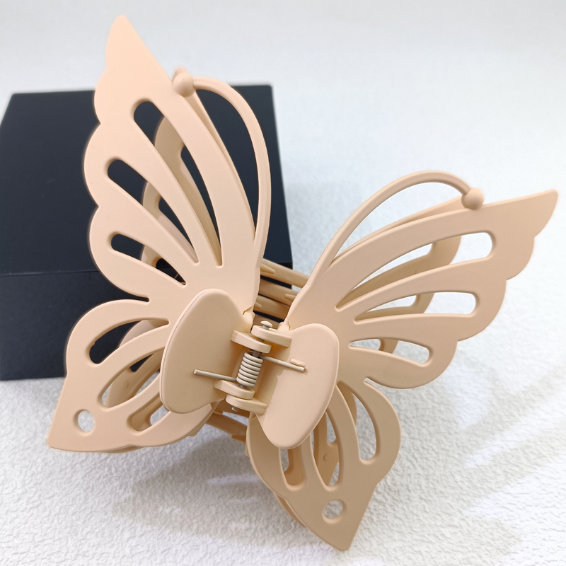 Pinza para el pelo para la cabeza trasera para niñas y mujeres, dulce verano, 13,5 cm, ala de doble capa, antena hueca, pinza para el pelo de plástico de mariposa: Lavanda