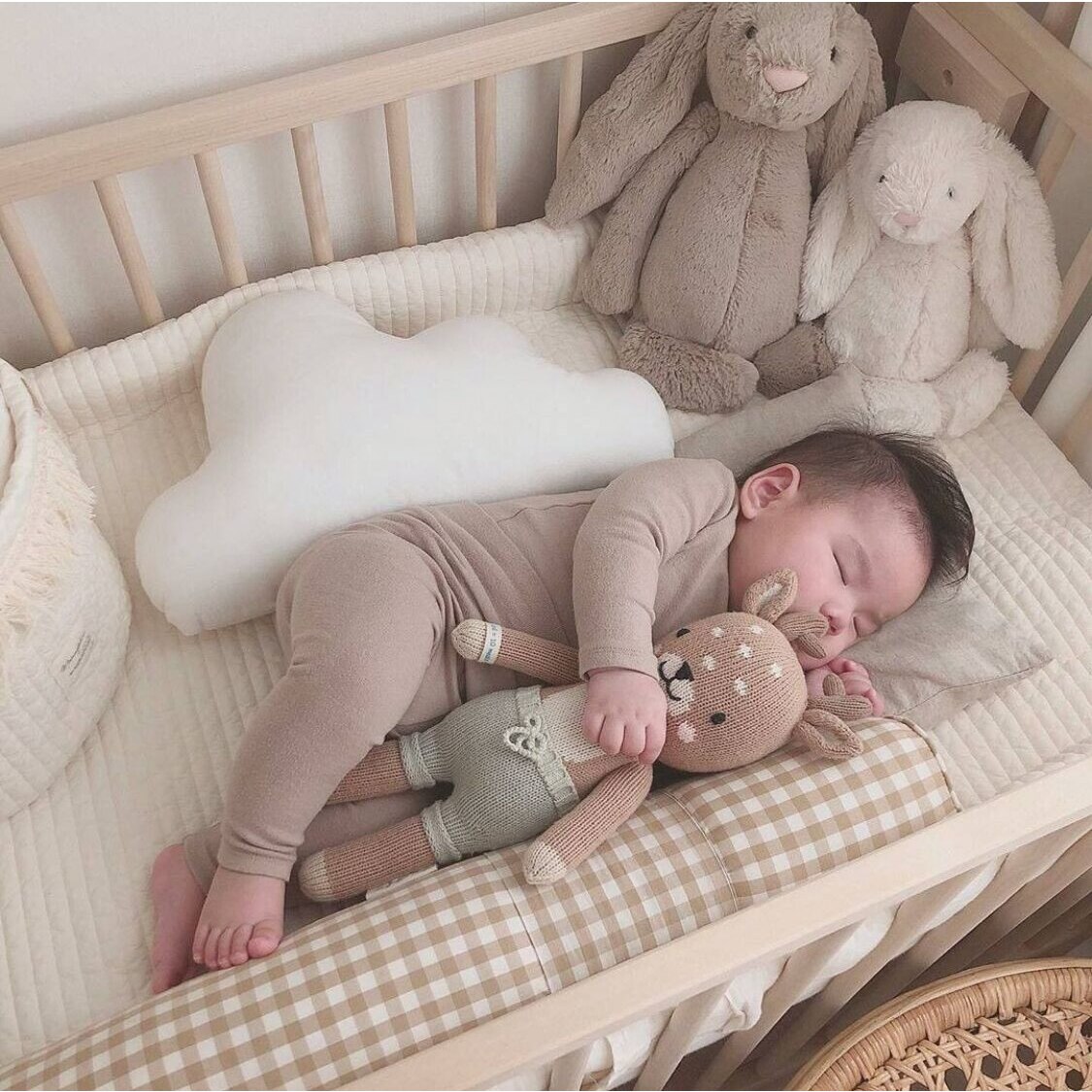 Paraurti per bambini cuscino lungo protezione del letto Plaid in cotone tondo interno cuscino per il corpo per bambini cuscino per cuscino Set di biancheria da letto decorazioni per la camera