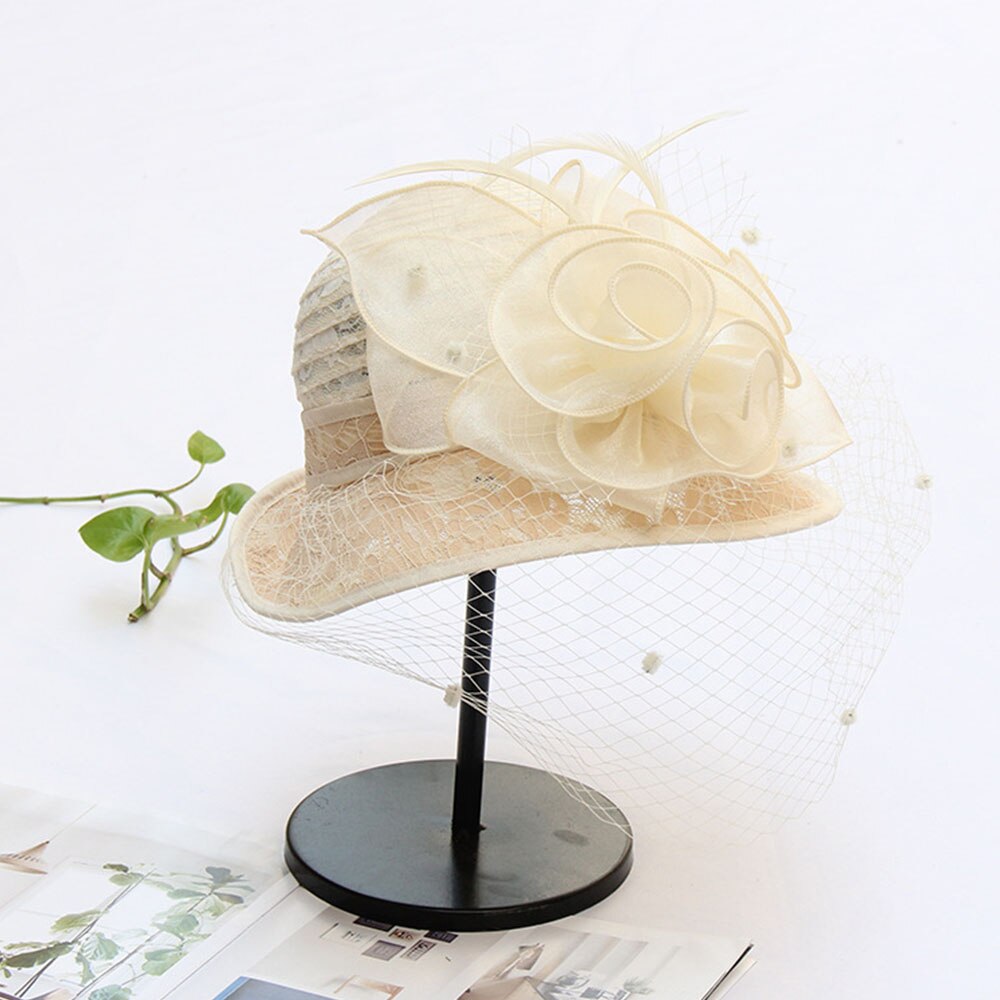 Fs beige hyvät fascinator hatut häät kentucky derby hatut naisille huntu kukka leveä lieri fedora organza kirkon hattu