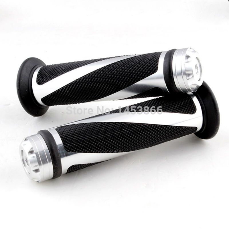 evomosa Motorcycle Street Sport Bike Aluminium 7/8&quot; 22mm Handle Bar Rubber Grips Chopper Cruiser Bobber Grips With Bar Ends: Silver