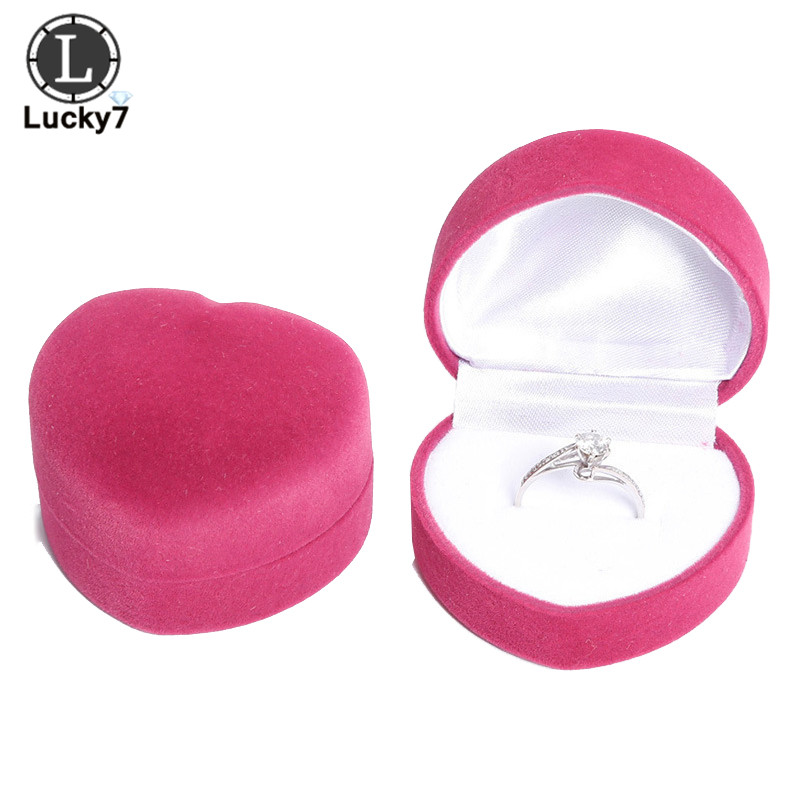 Forma corazón de terciopelo anillo caja de cajas para anillo para bodas joyería estuche protector para amante: Pink and white