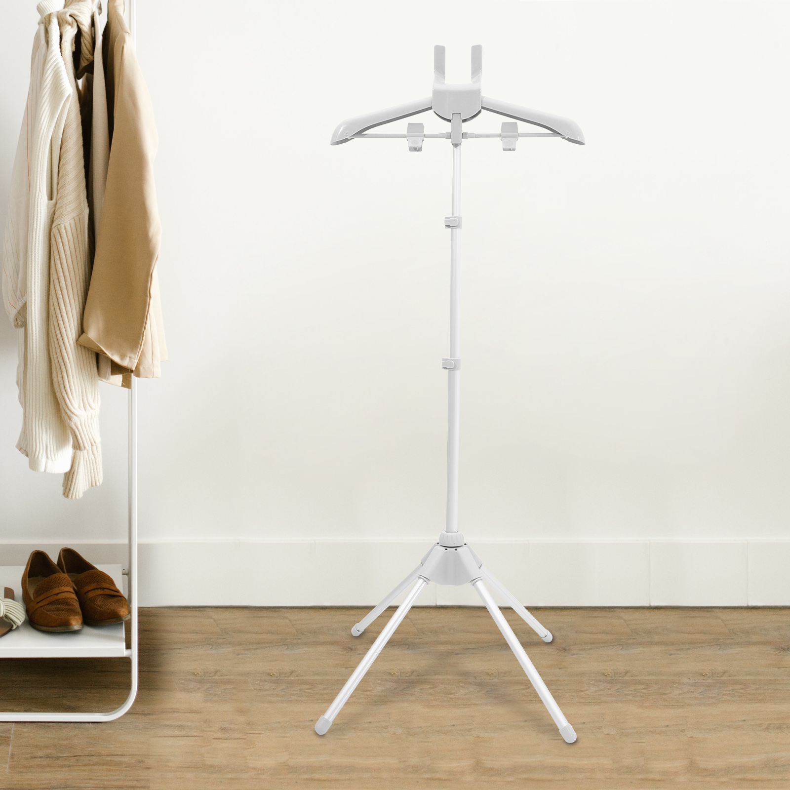Appendiabiti da stiro pieghevole Supporto per indumenti in plastica in lega di alluminio Superficie liscia Multiuso Pantaloni Camicie Sciarpe cremagliera