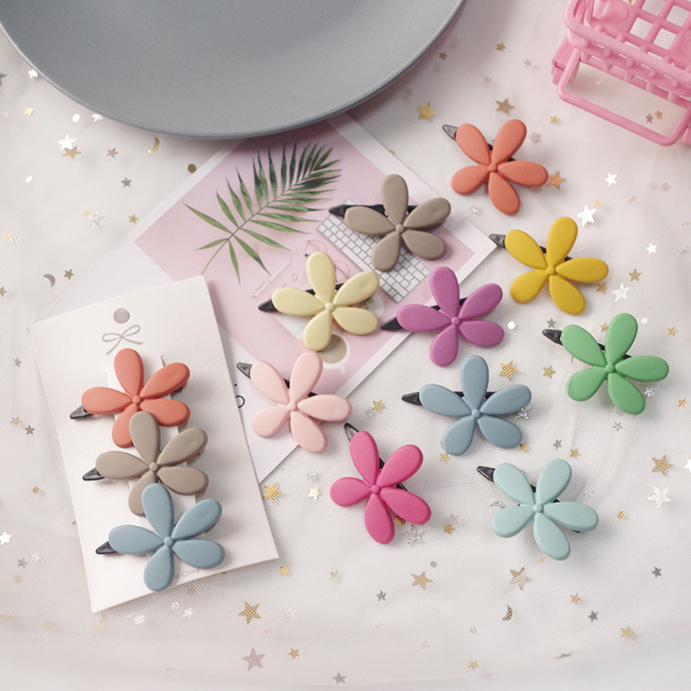 Meisjes Haarspeldjes 3 Stks/partij Candy Kleur Ster Hart Haar Clip Kinderen Bloem Boog Leuke Haarspeld Hoofddeksels Meisje Haar Accessoires: 3pcs flower random
