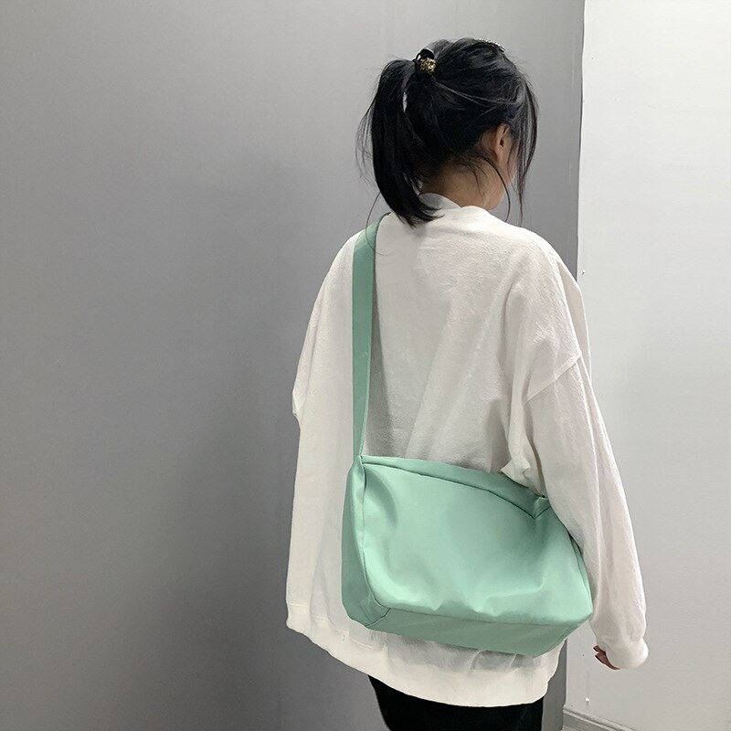 Koreansk lerret crossbody veske for kvinner 2022 nylon vanntette kvinnelige vesker jente student skulder messenger bok bag vesker: Grønn