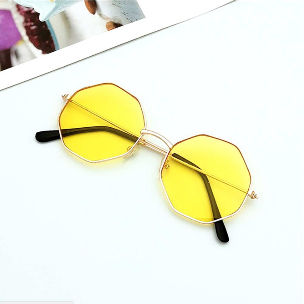 1PC nueva mujer Irregular chicas de plástico gafas de sol lentes gafas con montura metálica mujeres conductor gafas: 5