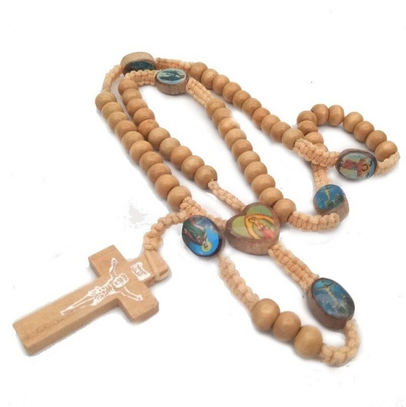 Salem – collier chapelet avec croix et jésus, ornement religieux et catholique